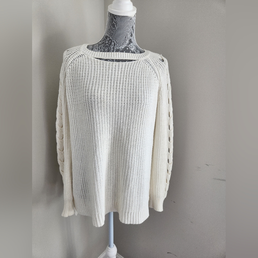 Altar'd State Sweater - Picture 3 of 9